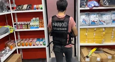 Diyarbakır Emniyeti uyuşturucu tacirlerine göz açtırmadı: 10 tutuklama