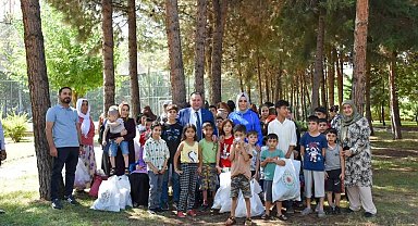 Diyarbakır'da 22 aile ve 60 çocuğa giysi desteği sağlandı