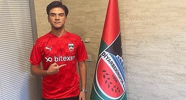 Diyarbekirspor'da savunmada görev alan genç futbolcu gelecek vadediyor