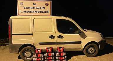 Edremit Ve Ayvalık’ta 63 Düzensiz Göçmen Ve 1 Organizatör Yakalandı