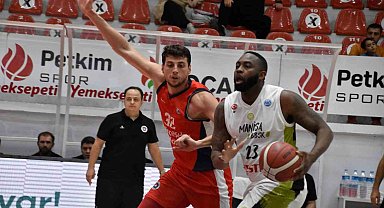 Ege Cup'ta şampiyon Bahçesehir Koleji
