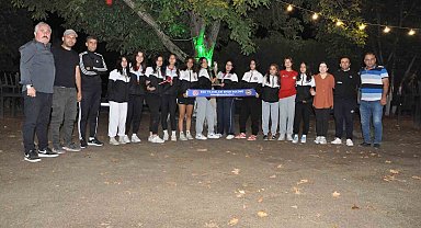 Ege Yıldızları Kızlar Hokey takımı kupa almaya devam ediyor