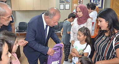 Ereğli Belediyesi'nin kırtasiye desteği bu yıl da sürüyor