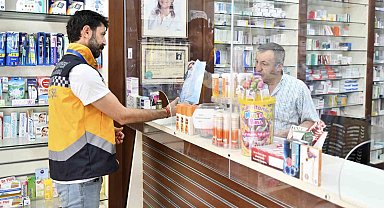 Esenyurt Belediyesi ekipleri, sağlık emekçilerinin gününü kutladı