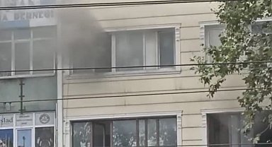 Fatih'te tadilat yapılan otelde yangın