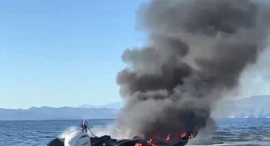 Fethiye'de bot yangını