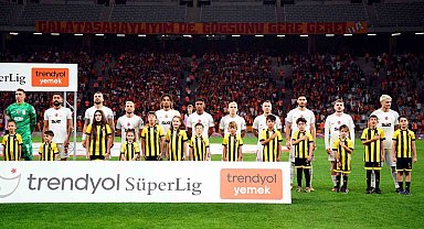 Galatasaray'da 5 değişiklik