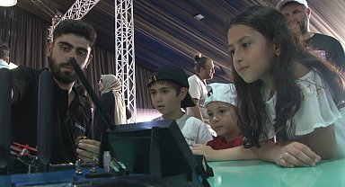 Geliştirdikleri mini sürü İHA'lar, fünye bombalarla kamikaze dronlara dönüşüyor