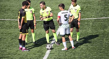 Genç horozlar grup lideri İstanbulspor'u elinden kaçırdı