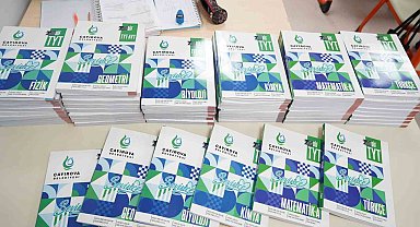 Gençlik Merkezi öğrencilerine kaynak kitap