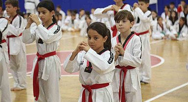 Gölcük Belediyesi tekvandocuları kuşak atladı