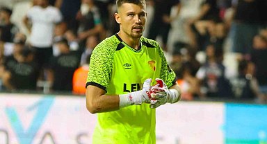 Göztepe'de Mateusz Lis, 3 maçta kalesini gole kapadı