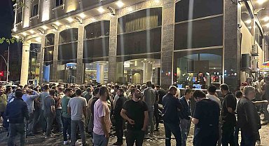 İBB ile imzalanan toplu sözleşmeyi reddeden çalışanlar eylem yaptı