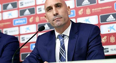 İspanya Futbol Federasyonu Başkanı Luis Rubiales istifa etti