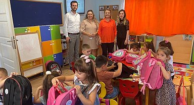 İzmit Belediyesi'nden öğrencilere kırtasiye desteği