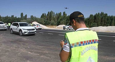 Jandarma yeni Konya Antalya Kara yolunda dron destekli denetimlerini artırdı