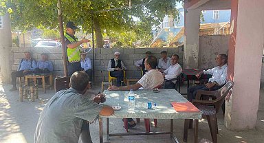 Jandarmadan traktör kazalarına karşı bilgilendirme