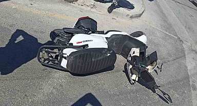 Kamyonetle elektrikli bisiklet çarpıştı: 1 yaralı