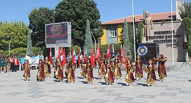 Karapınar'da İlköğretim Haftası kutlandı