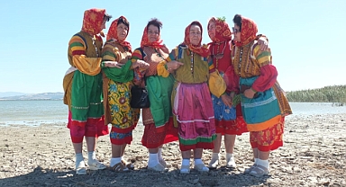 Kazaklar Doğdukları Manyas’ta Hasret Giderdiler