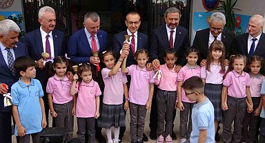 Kocaeli'de öğrenciler ders başı yaptı