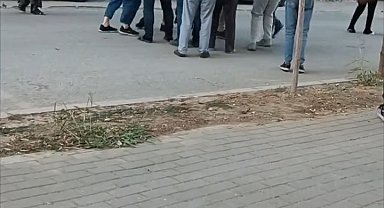 Komşuların gürültü kavgasında yumruk havada uçuştu