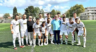 Küçükçekmece Sinop Spor, şampiyonluk kupasına kavuştu
