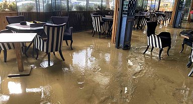 Küçükçekmece'de restoranda mahsur kalanlar o anları anlattı