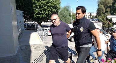 Kuzenini ve gelinlerini aracıyla ezen iş adamı 'susma hakkı'nı kullandı