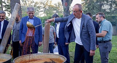Meram Bağı'nda ikinci kez pekmez kaynatma etkinliği düzenlendi