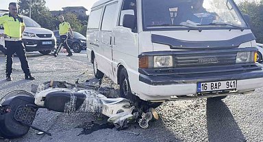 Minibüsünün tekerleğinin altında hayata dönüş