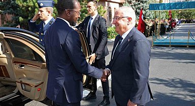 Mozambik Savunma Bakanı Chume Ankara'da
