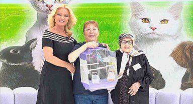 Müge Anlı, evden kaçan kuşu bulup sahibine kavuşturdu