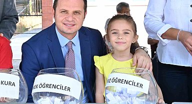Muğla'da minik öğrencilerin şubeleri kura ile belirlendi