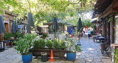 Muğla'daki tarihi arastada yok olmaya başlayan meslekler yaşatılıyor