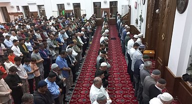 Muş'ta Mevlit Kandili dualarla idrak edildi