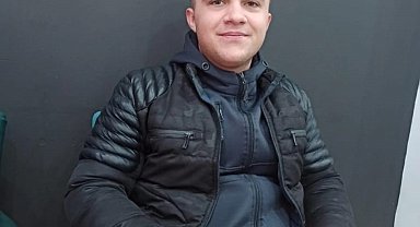 Otomobille çarpışan motosiklet sürücüsü hayatını kaybetti