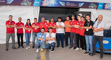 Rektör Aksoy, TEKNOFEST Ankara'da öğrencilerle bir araya geldi