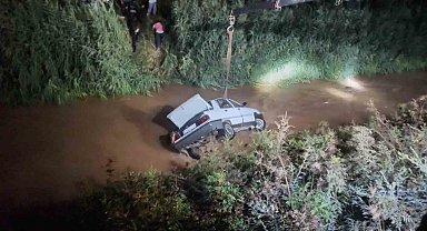 Şanlıurfa'da otomobil sulama kanalına devrildi: 3 ölü, 1 yaralı