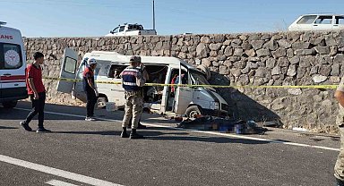 Şanlıurfa'daki minibüs kazasında ölü ve yaralıların isimleri belli oldu
