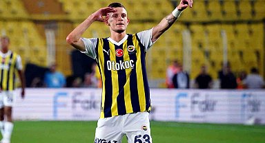 Sebastian Szymanski, 7. golüne ulaştı