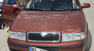 Silvan'da otomobilin çarptığı yaya ağır yaralandı