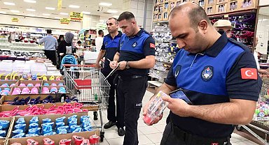 Sincan Belediyesi zabıta ekipleri kırtasiyeleri denetledi