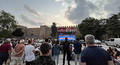 Sinop'ta dev ekranda milli maç heyecanı