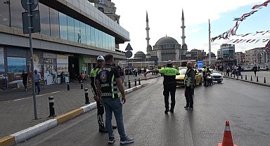 Taksim'de ticari taksi denetimi