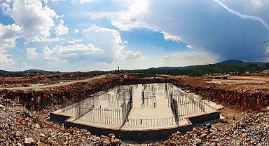 TOKİ Menteşe 3. etap sosyal konutların temel inşaatı tamamlanıyor