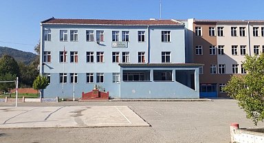 Türkeli'de 23 yıllık yatılı okul kapatıldı