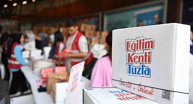 Tuzla Belediyesi'nden 50 bin öğrenciye kırtasiye desteği