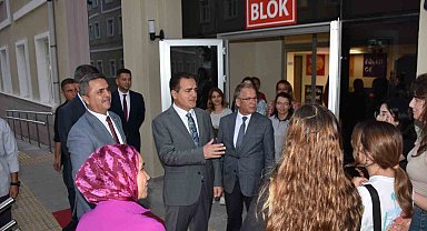 Vali Akbıyık öğrenci yurtlarında inceleme gerçekleştirdi