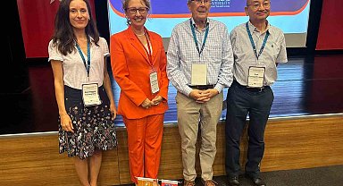 Yabancı dil öğrenme yöntemleri Altınbaş Üniversitesi'nde konferansta konuşuldu